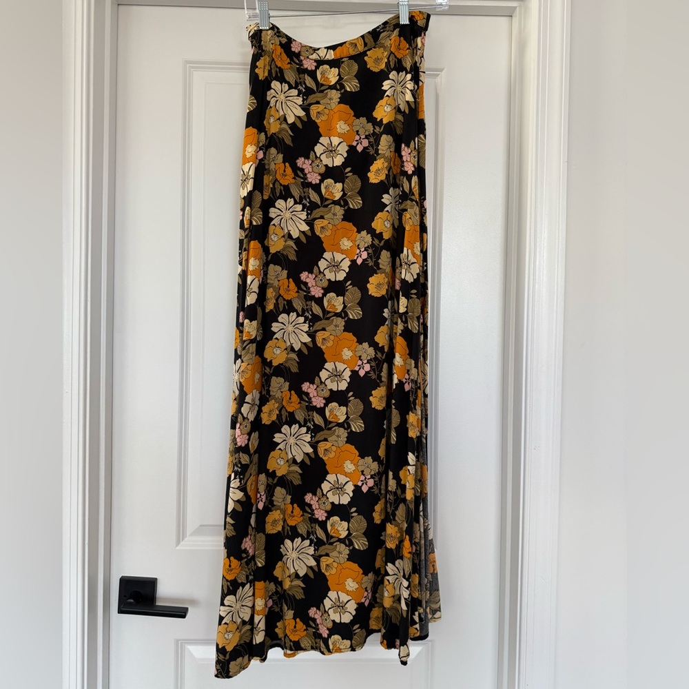 Women’s Small NATURAL LIFE Black and Orange Floral Maxi Skirt with Slit